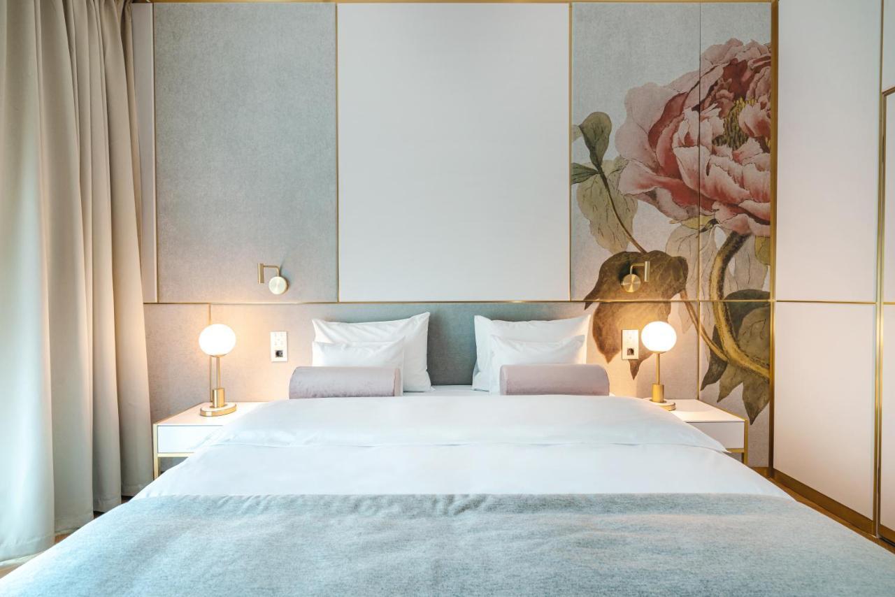Hotel Ferreus Modern Art Deco Krakow Exterior photo A bedroom at the hotel
